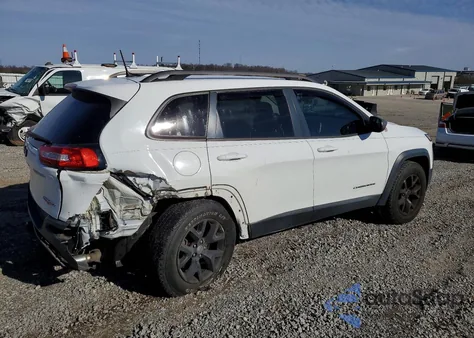 2016 Jeep Cherokee Trailhawk z USA, uszkodzony, nr VIN 1C4PJMBS6GW332663